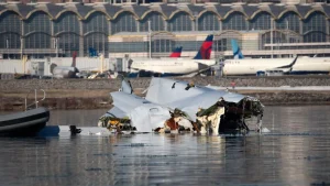 DC plane crash black boxes vhhnews
